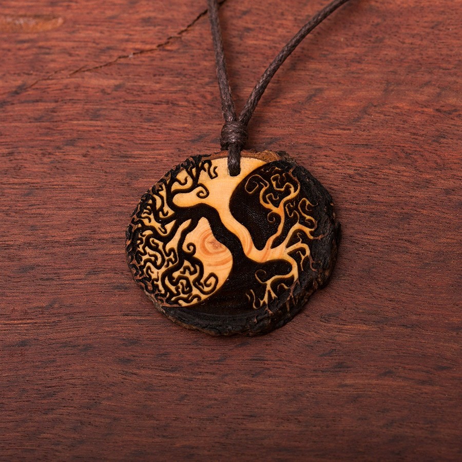 Holz-Halskette "Baum des Lebens Yin Yang" groß